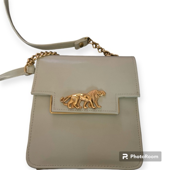 unbranded Handbags - Vintage Crossbody Gold Lion Ivory Handbag